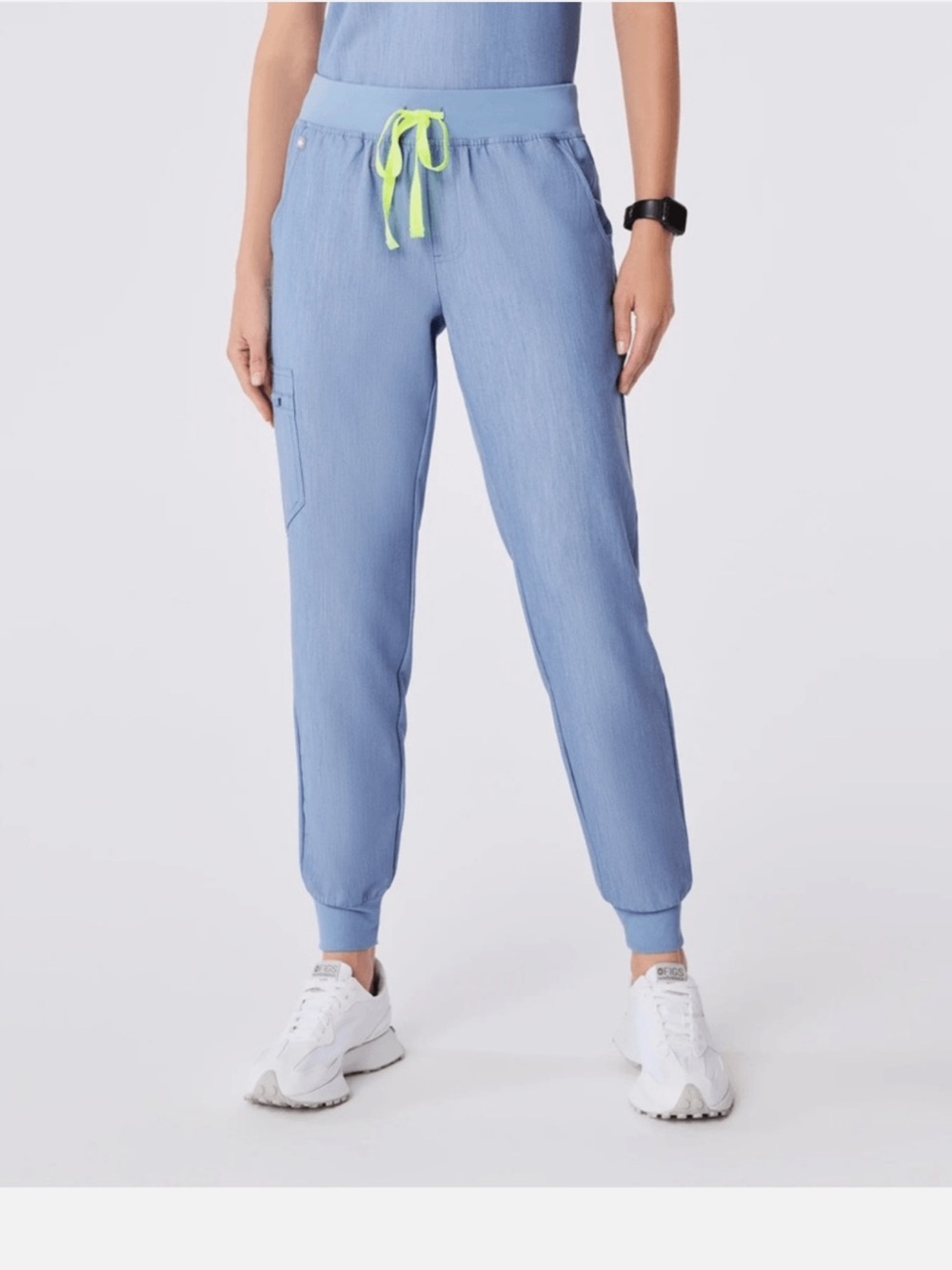 Figs Light Blue high waisted Women’s Zamora Jogger Scrub Pants in Heather indigo